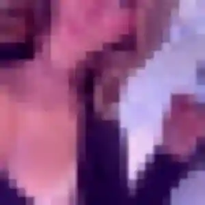 Aisha, 27 ans, connectée à Aurillac pour un rencontre adulte