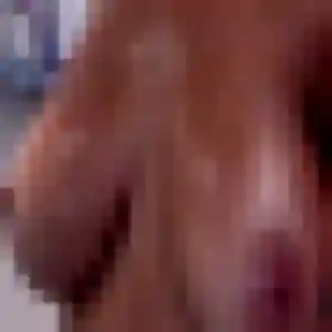 Profil de Ulrike à Bayeux (32 ans) - rencontre adulte anonyme