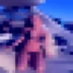 Ameline, 23 ans, connectée à Beauvoisin pour une rencontre coquine
