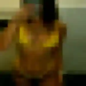Photo de Orane à Bois-Colombes (19 ans) - rencontre adulte anonyme