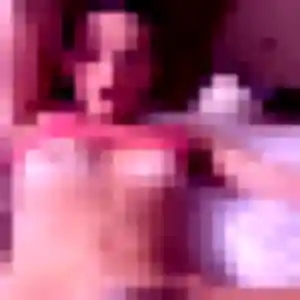 Wahiba, 29 ans, connectée à Bonnières-sur-Seine pour une rencontre coquine