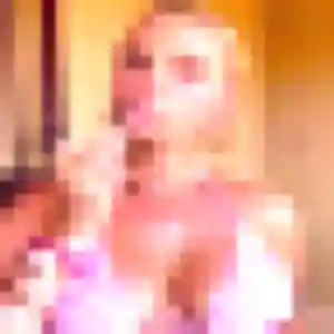 Photo exclusive de Uranie, 22 ans à Bons-en-Chablais - plan discret