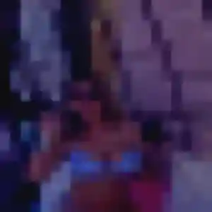 Elsa, 21 ans, connectée à Bricquebec-en-Cotentin pour une rencontre coquine
