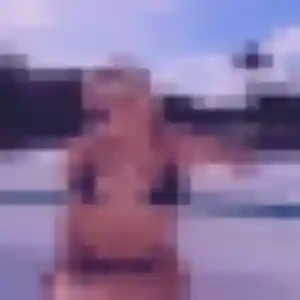 Photo de Lucienne à Carquefou (29 ans) - rencontre adulte discret
