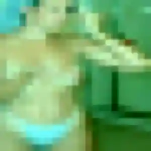 Therese, 21 ans, connectée à Castries pour un rencontre adulte