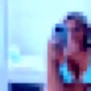 Ulrike, 41 ans, connectée à Cayenne pour une rencontre coquine