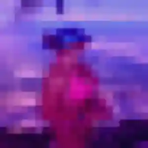 Iris, 19 ans, connectée à Chanverrie pour une rencontre coquine