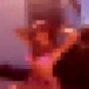Profil de Regine à Cormelles-le-Royal (29 ans) - rencontre adulte discret