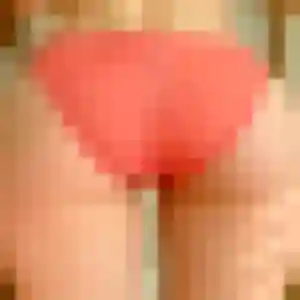 Alessandra (38 ans) à Courthézon propose un rencontre adulte ce soir