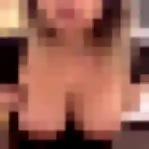 Emmanuelle, 28 ans, cherche un rencontre adulte à Cranves-Sales