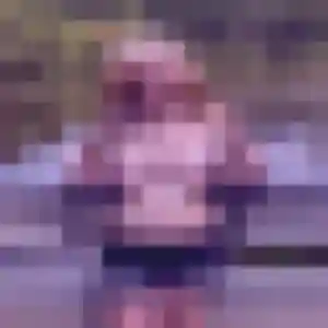 Nelly, femme de 20 ans propose rencontre adulte à Égly