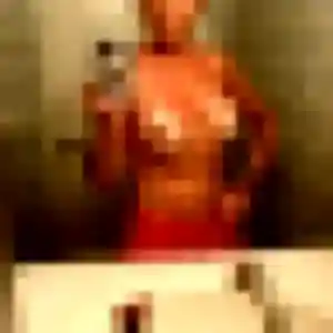 Audrey, 22 ans, dispo pour rencontre adulte à Éguilles