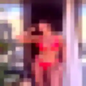 Lucie de Élancourt, 32 ans - rencontre adulte discret