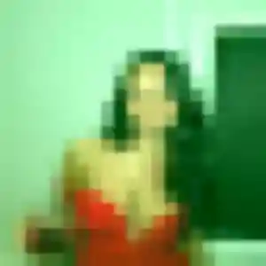 Belle Dounia, 21 ans à Feignies - voir sa photo