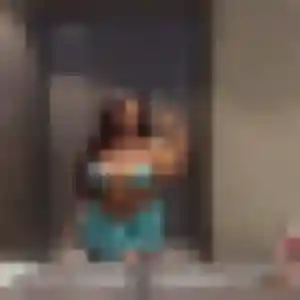 Oumaima, 22 ans, cherche un rencontre adulte à Fontenay-le-Comte