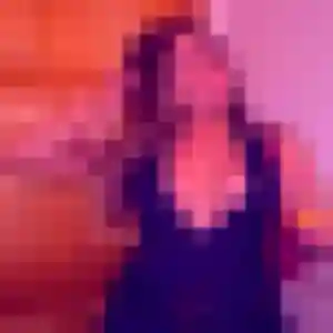 Louisa, 24 ans, cherche un rencontre adulte à Fuveau