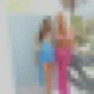 Noura, 27 ans, connectée à Fuveau pour une rencontre coquine