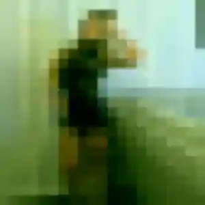 Wahiba, 19 ans, en ligne à Issoire pour un rencontre adulte