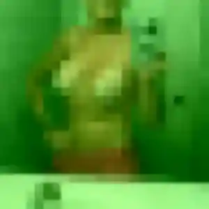 Blanche, femme de 44 ans propose rencontre adulte à Issy-les-Moulineaux
