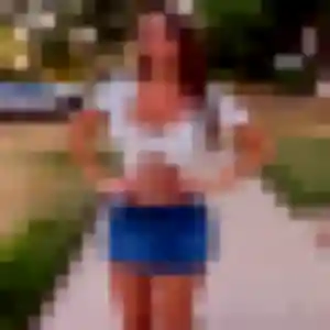 Ulrike (28 ans) à La Celle-Saint-Cloud cherche un rencontre adulte rapidement