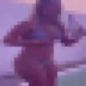 Ibtissam de La Ciotat, 27 ans - rencontre adulte discret