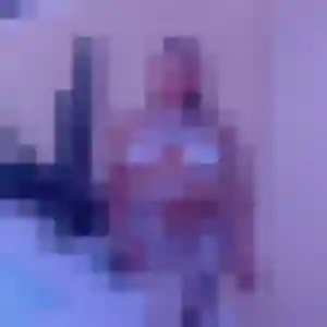 Armelle, femme de 30 ans veut rencontre adulte à La Londe-les-Maures