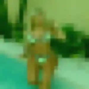 Photo exclusive de Leontine, 20 ans à Langon - rencontre sans lendemain