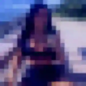 Charmante Elena, 31 ans à Lanton - voir sa photo
