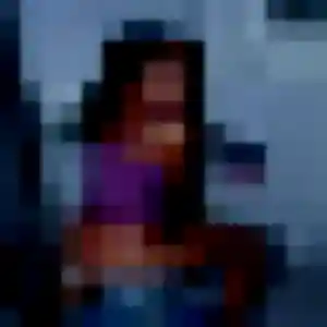 Anna, 25 ans, en ligne à Léognan pour un rencontre adulte
