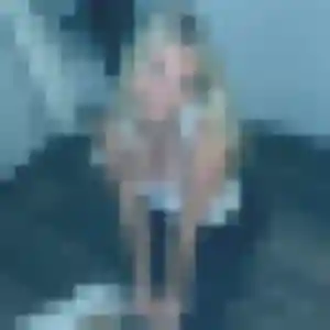 Photo de Lucienne à Mana (22 ans) - rencontre adulte sans inscription
