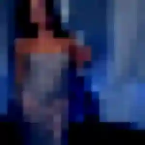 Charmante Zoe, 20 ans à Mions - la contacter