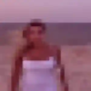 Photo de Nelly à Mons-en-Barœul (36 ans) - rencontre adulte sans inscription