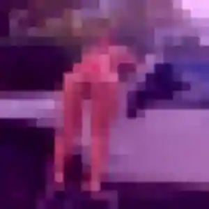 Nora de Moret-Loing-et-Orvanne, 24 ans - rencontre adulte discret
