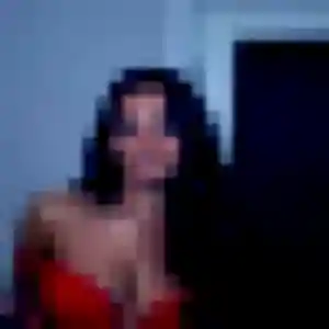 Priscilla (24 ans) à Morlaix propose un rencontre adulte aujourd'hui
