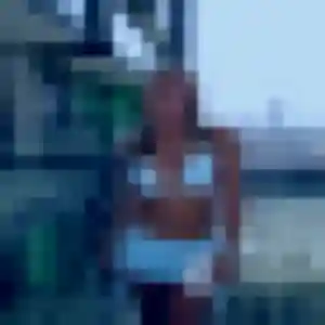 Justine (22 ans) à Orly attend un rencontre adulte maintenant