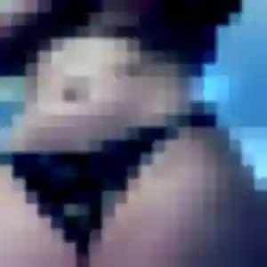 Lamia, 27 ans, connectée à Peyrolles-en-Provence pour un rencontre adulte