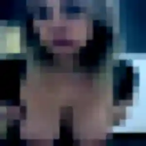 Photo privée de Lou-Anne, 20 ans à Pontoise - rencontre coquine