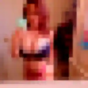 Severine, 22 ans, connectée à Portes-lès-Valence pour un rencontre adulte