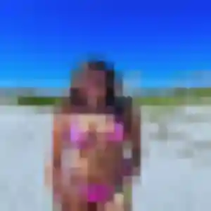 Zephyrine, fille de 24 ans cherche rencontre adulte à Rocbaron