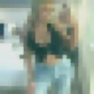 Julie, 30 ans, disponible à Saint-Bonnet-de-Mure pour un rencontre adulte
