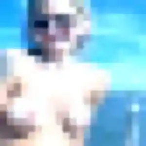 Anastasia, 43 ans, en ligne à Saint-Clément-de-Rivière pour un rencontre adulte