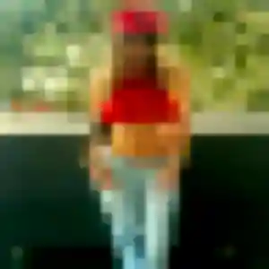 Olympe, fille de 20 ans propose rencontre adulte à Saint-Gilles