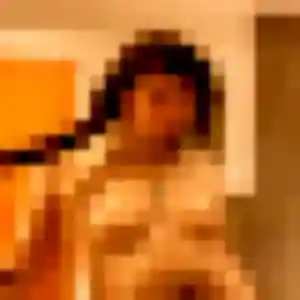 Emma, 31 ans, connectée à Saint-Mitre-les-Remparts pour un rencontre adulte
