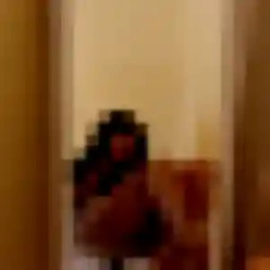 Découvre Marie-Jeanne, 24 ans à Saint-Pierre-d'Oléron en privé