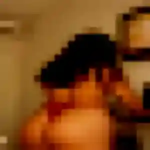 Sylviane, femme de 28 ans propose rencontre adulte à Saint-Pierre-en-Auge
