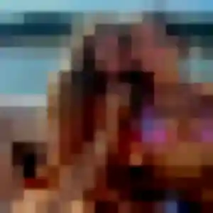 Lola, fille de 23 ans veut rencontre adulte à Sainte-Livrade-sur-Lot