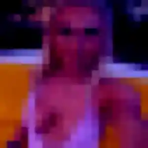 Anne-Laure, 37 ans, connectée à Sceaux pour une rencontre coquine