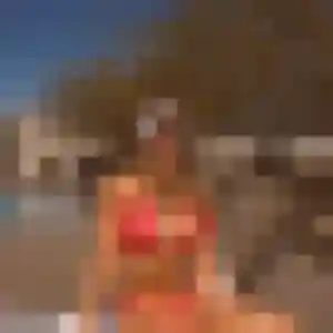 Photo de Sylvie à Ternay (31 ans) - rencontre adulte anonyme