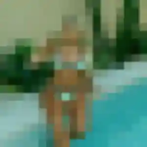 Photo de Monique à Theix-Noyalo (38 ans) - rencontre adulte anonyme