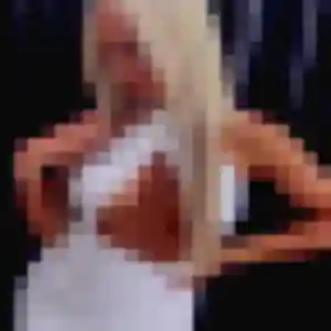 Photo de Ava à Toul (21 ans) - rencontre adulte anonyme